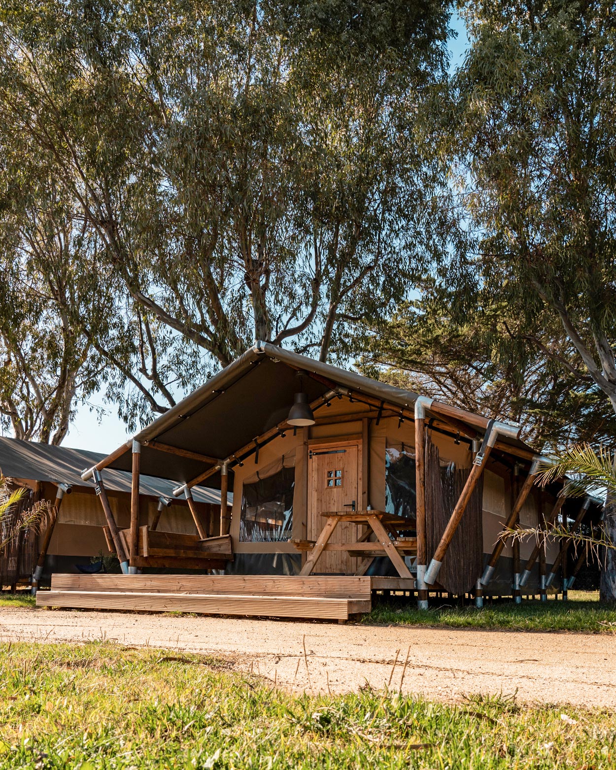 Glamping Safari Basic tent. Accommodatie op Camping L'Estartit, Costa Brava.